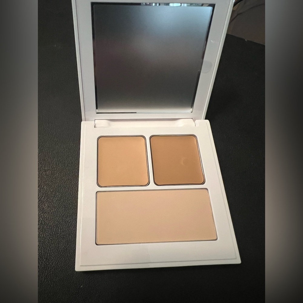 BNIB MAKEUP BY MARIO Master Eye Prep & Set in Medium